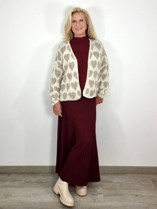 Kuschelige Strickjacke mit Herzmuster – Creme/Beige