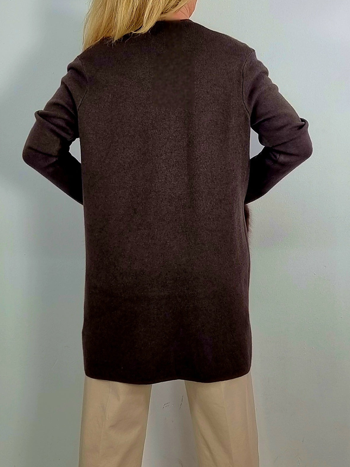 Stylische Long Weste mit Felltaschen – dein eleganter Everyday-Look