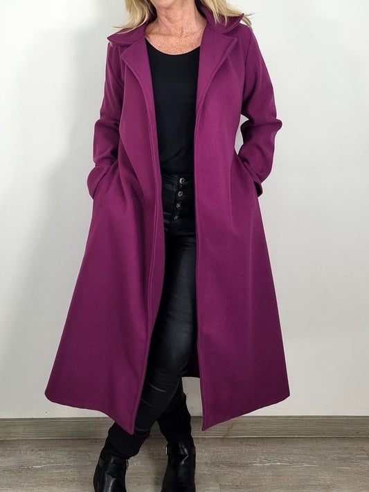 Eleganter Mantel in Beerenton