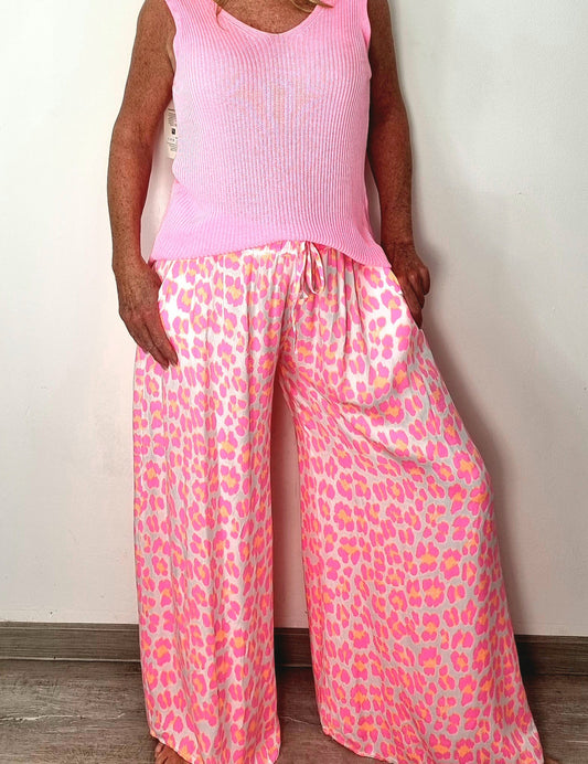 🌸 Summer Vibes in Pink! 🌸