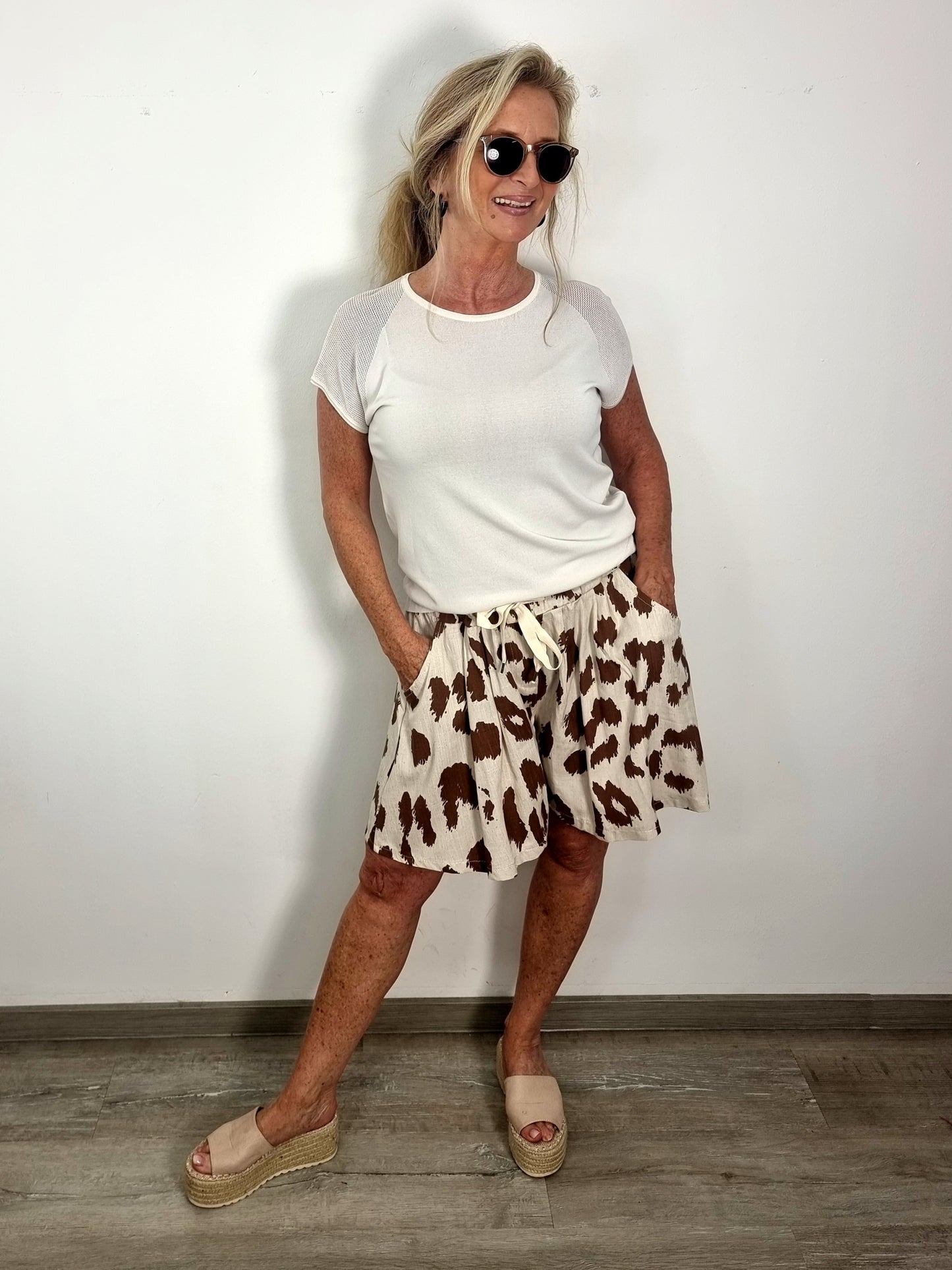 Leinen-Shorts mit Animal-Print