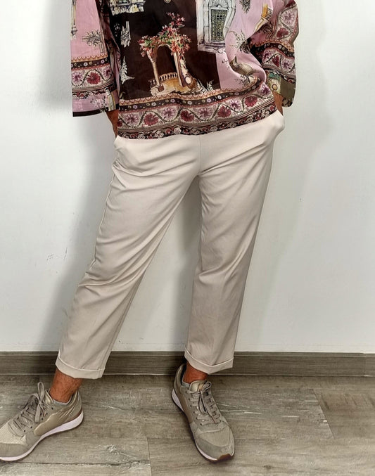 Cozy Hose Beige und Wollweiß