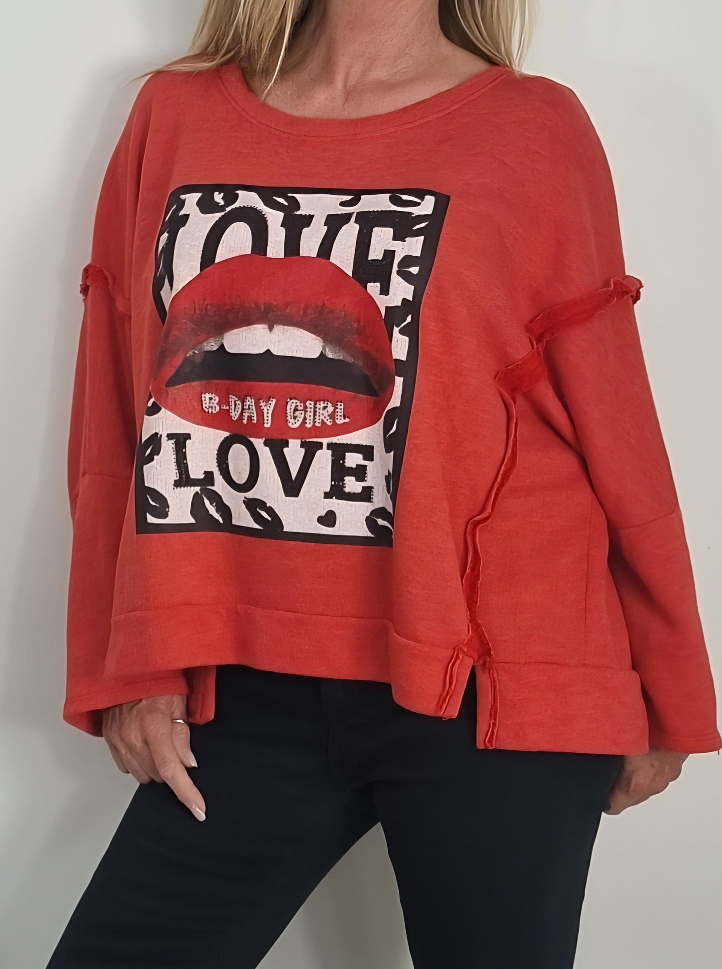Oversize Sweatshirt "Love" Rot