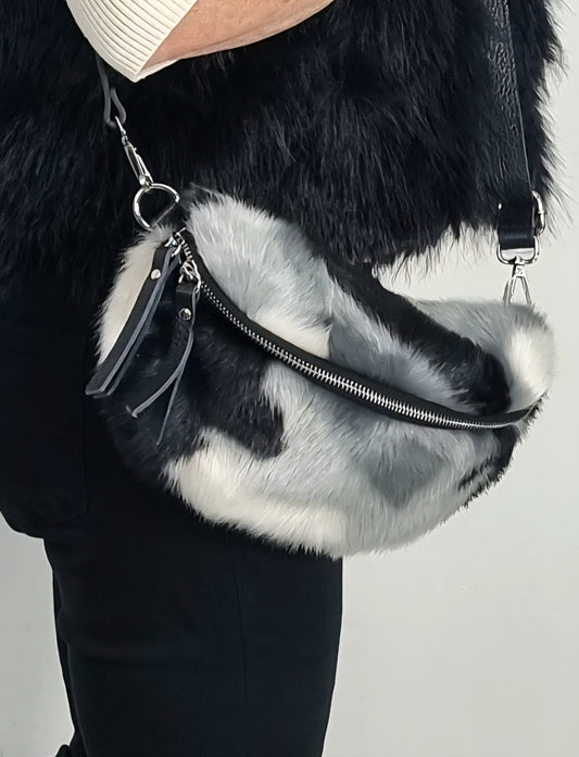 Felltasche
