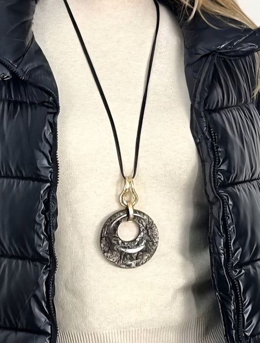Kette mit Anhänger