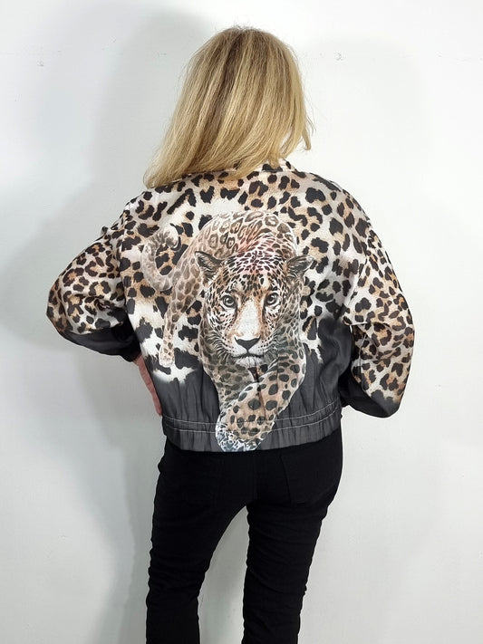 Leopard Blouson – wild & stylish