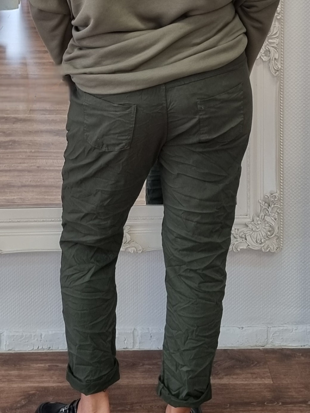 Jogpants in modischer Crash-Optik in 4 Farben