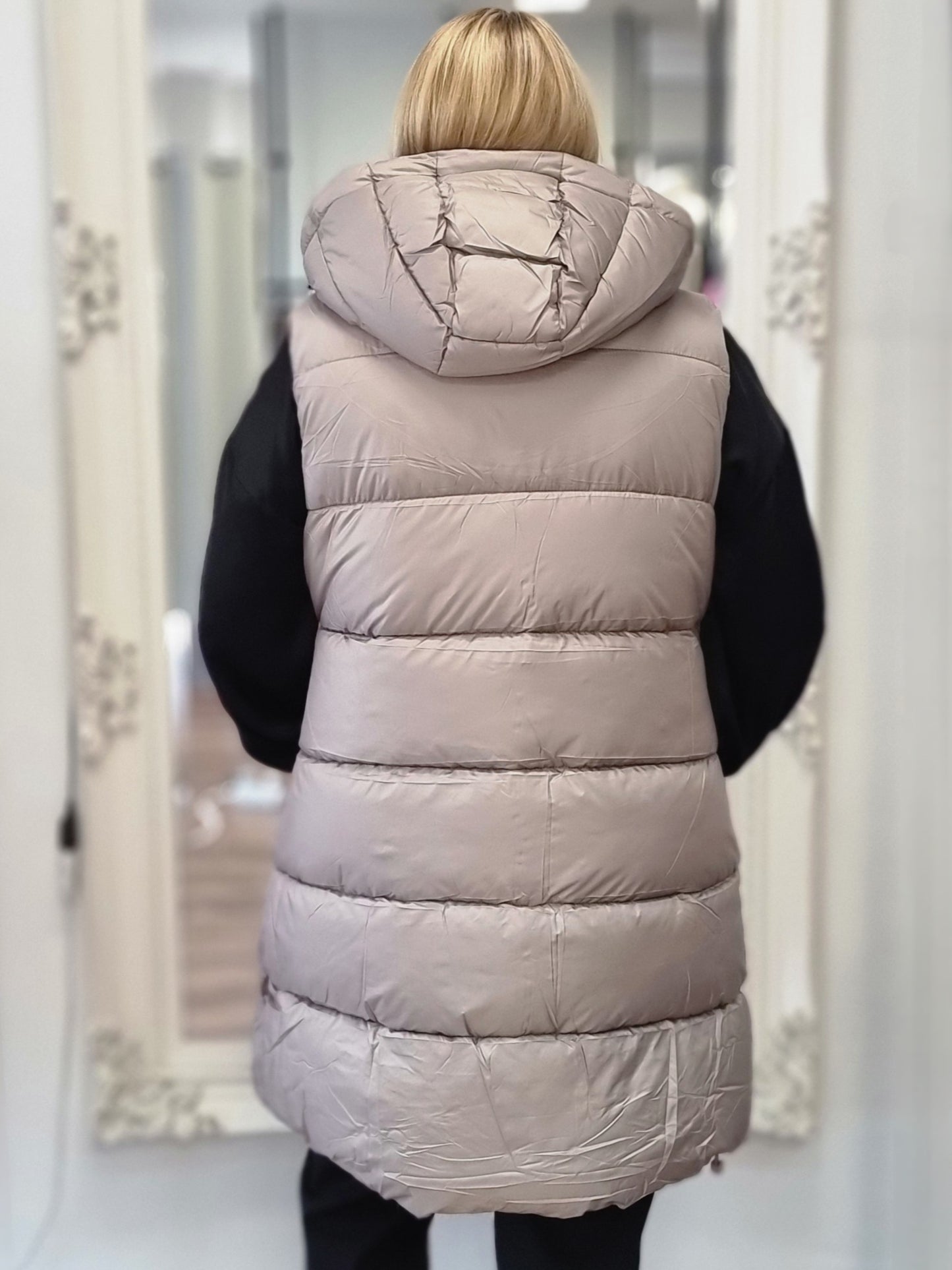 Wende-Steppweste mit Leo-Print