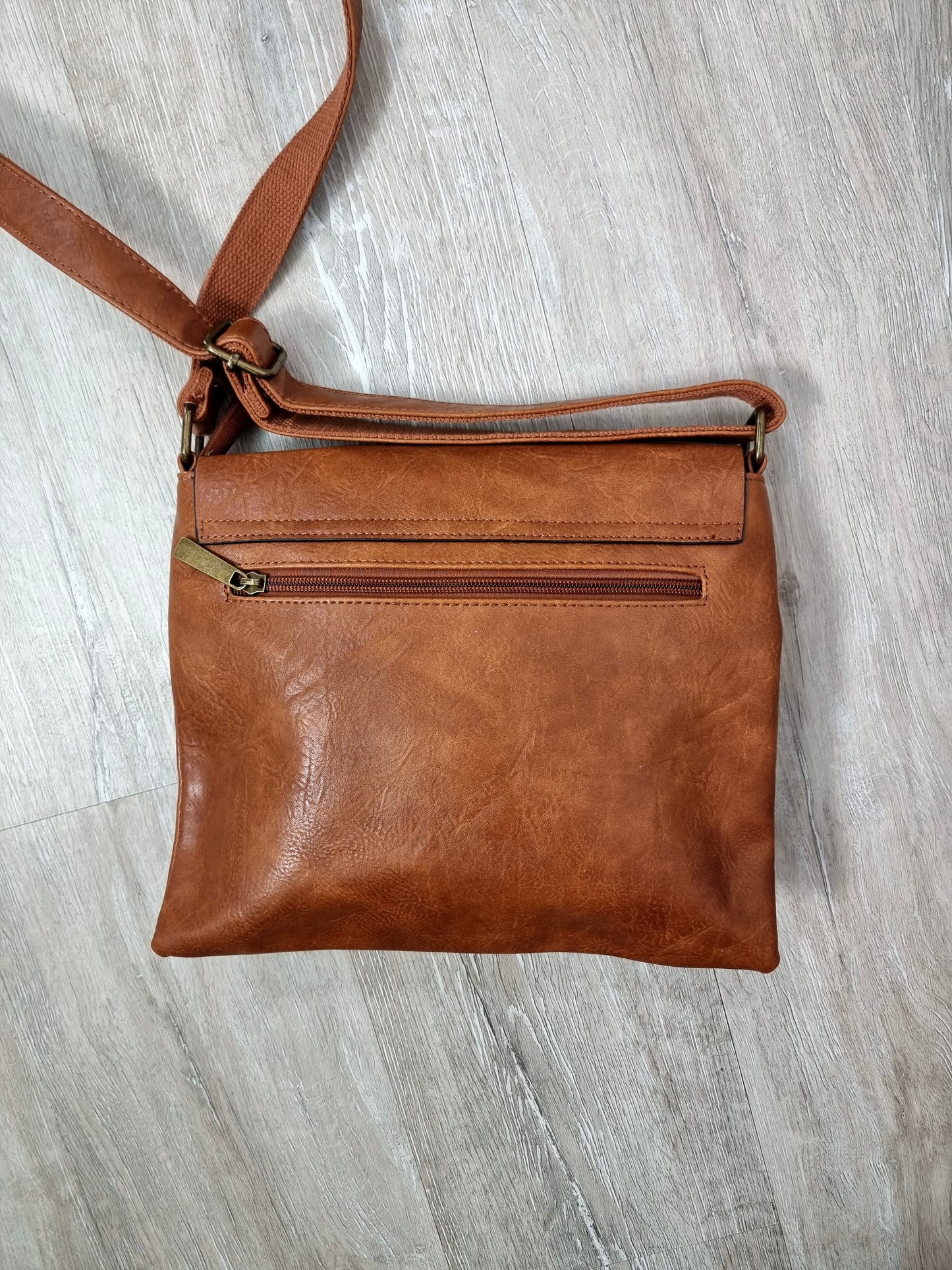 ✨ Stylische Umhängetasche Kunstleder ✨