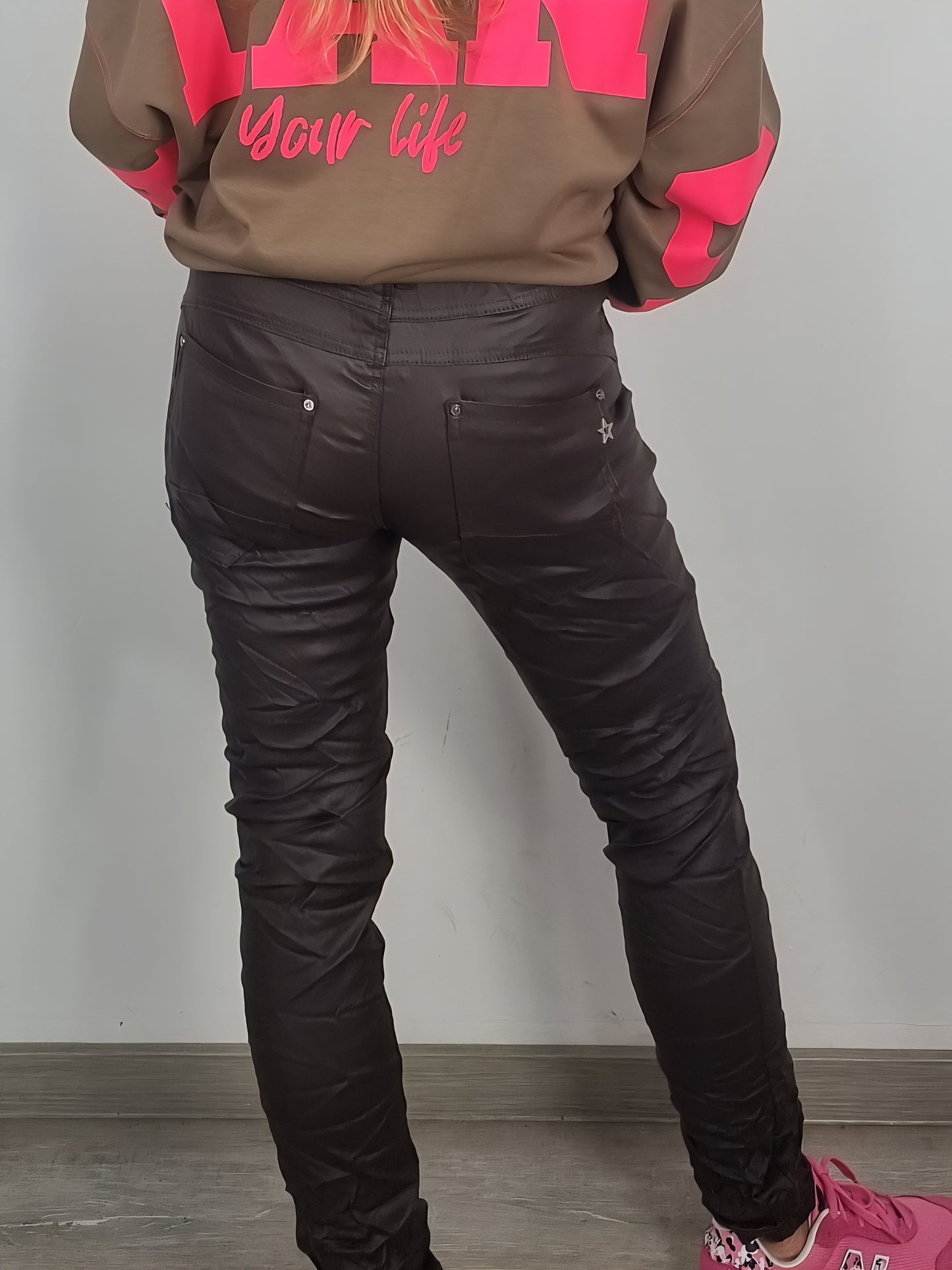 💥 Coole Lederoptik-Hose bis 48  – stylisch & bequem Schoko und Schwarz