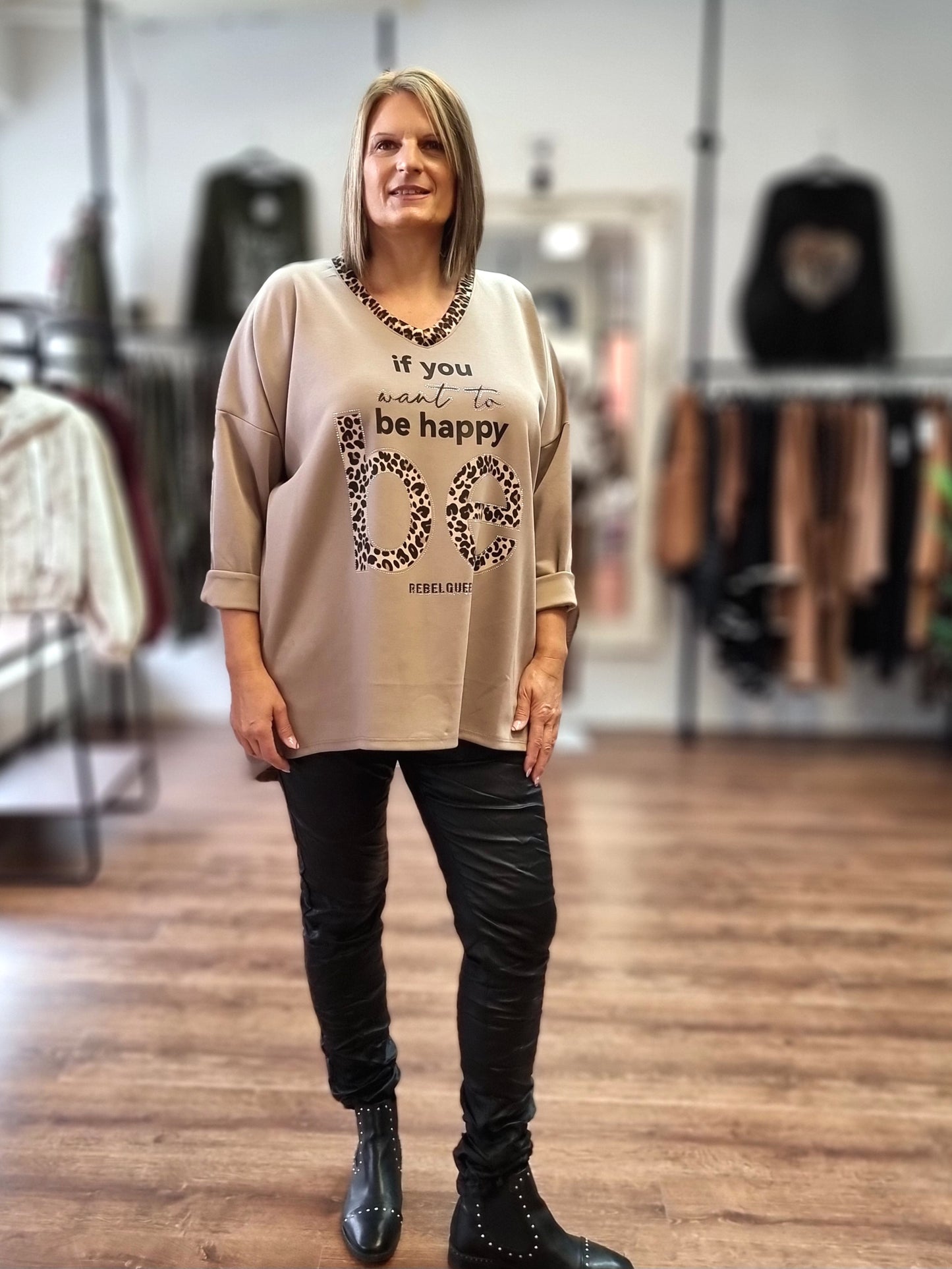 Oversize Sweatshirt „Be Happy“