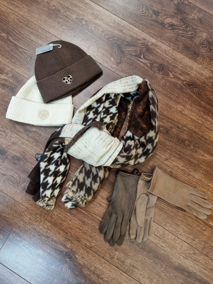 Kuscheliger Patchwork-Schal in Braun-Beige