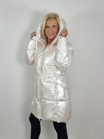 Metallic Steppjacke mit Kapuze