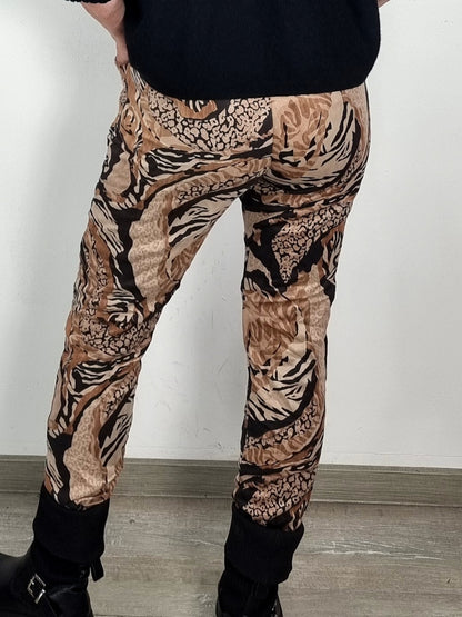 Hose in Wildleder-Optik mit Print