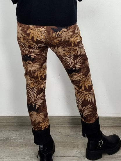 Hose in Wildleder-Optik mit Print