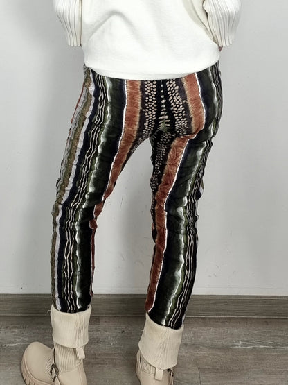 Hose in Wildleder-Optik mit Print