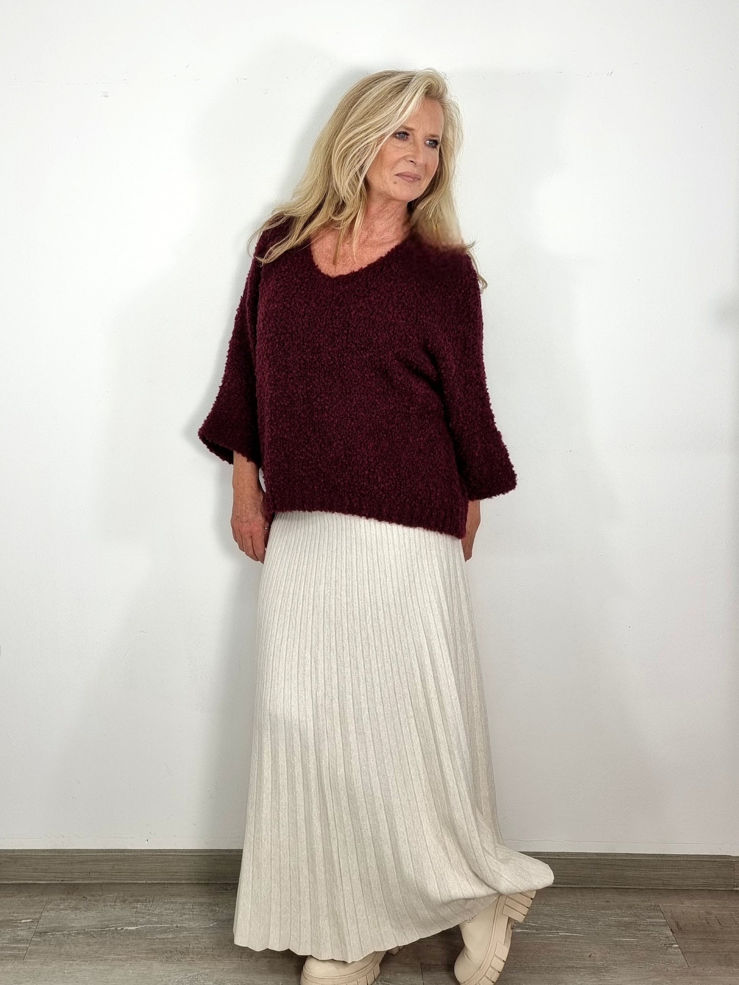 Kuscheliger Bouclé-Pullover in Bordeaux