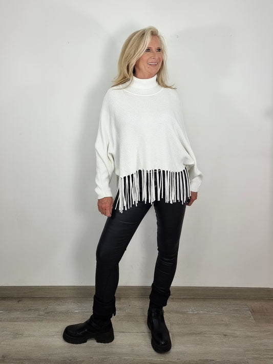 Fransen Pullover in Offwhite