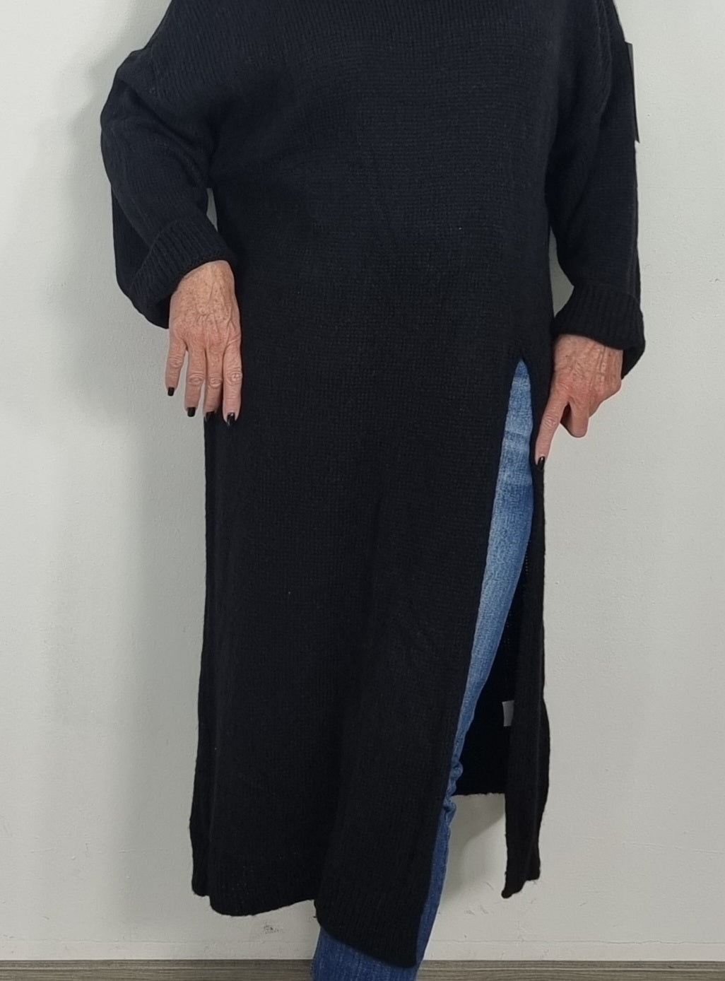 Strickkleid/ Long Pulli „Schwarz“ – cozy & stylish