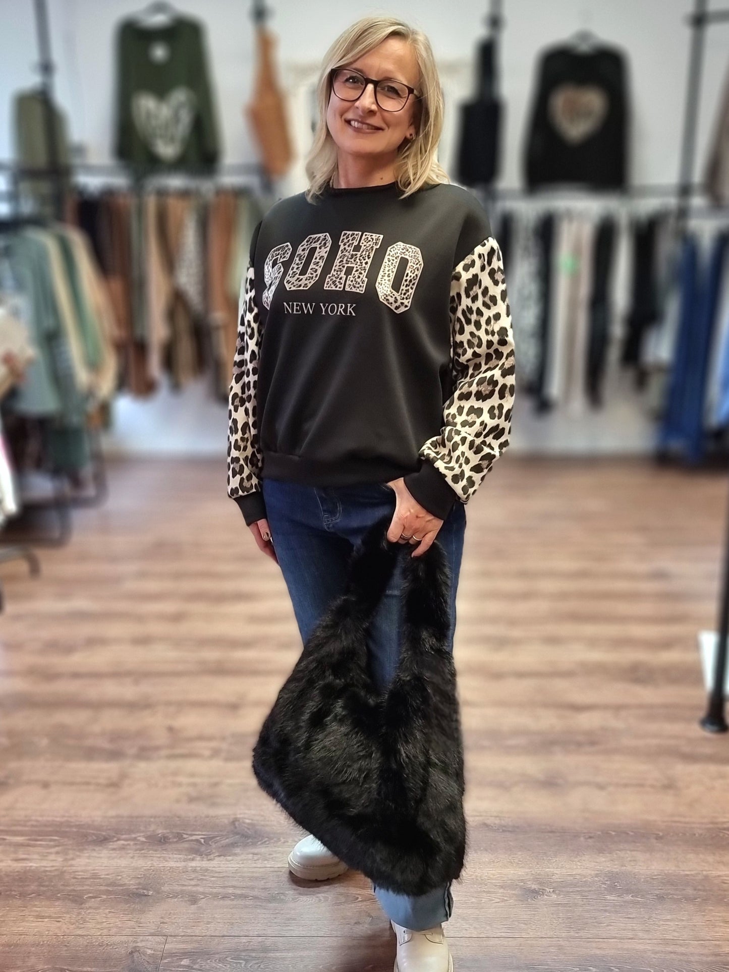 SOHO New York Sweatshirt – lässiger Style mit Leo-Akzent