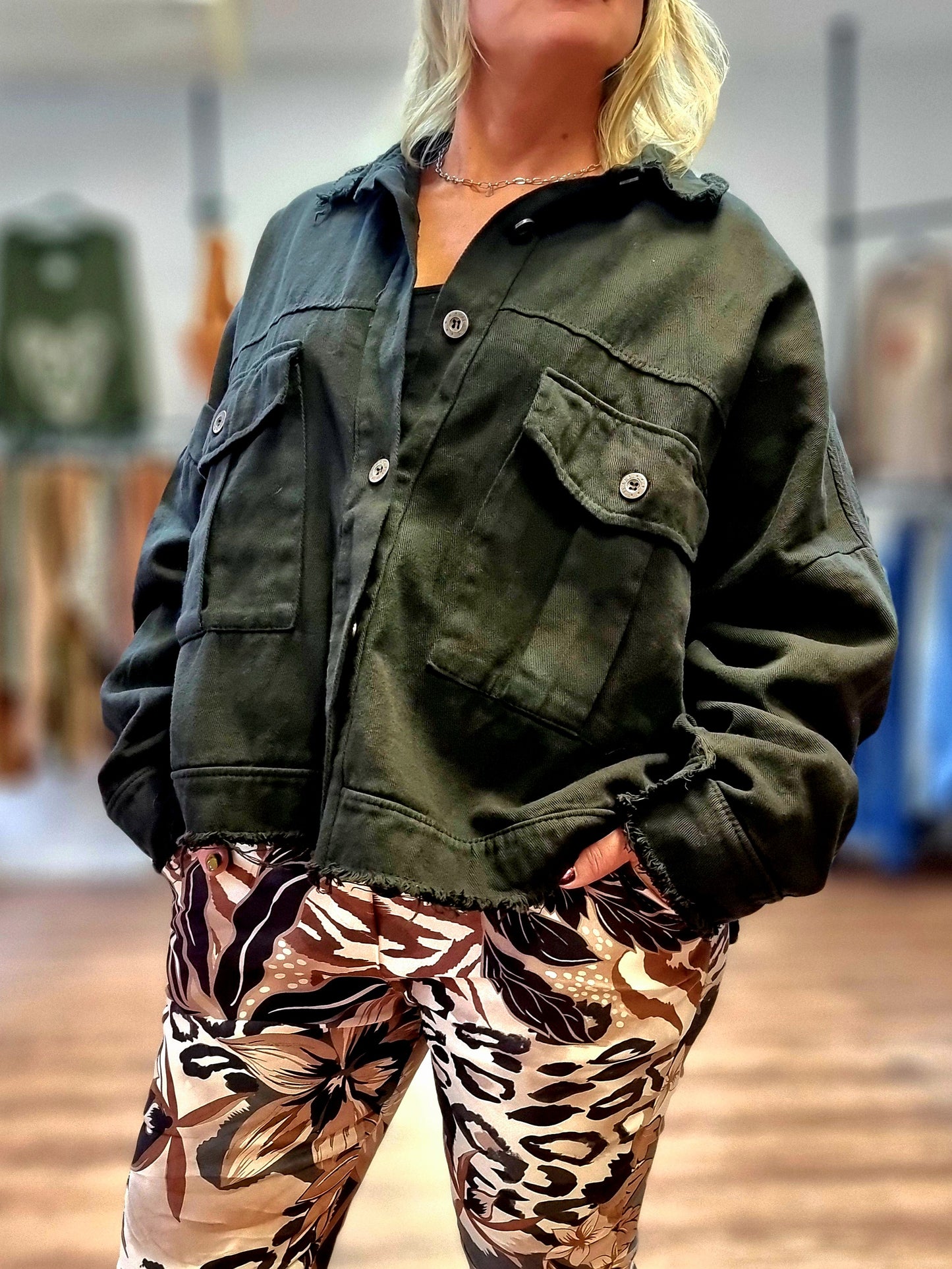 Oversize Hemdjacke – Schwarz