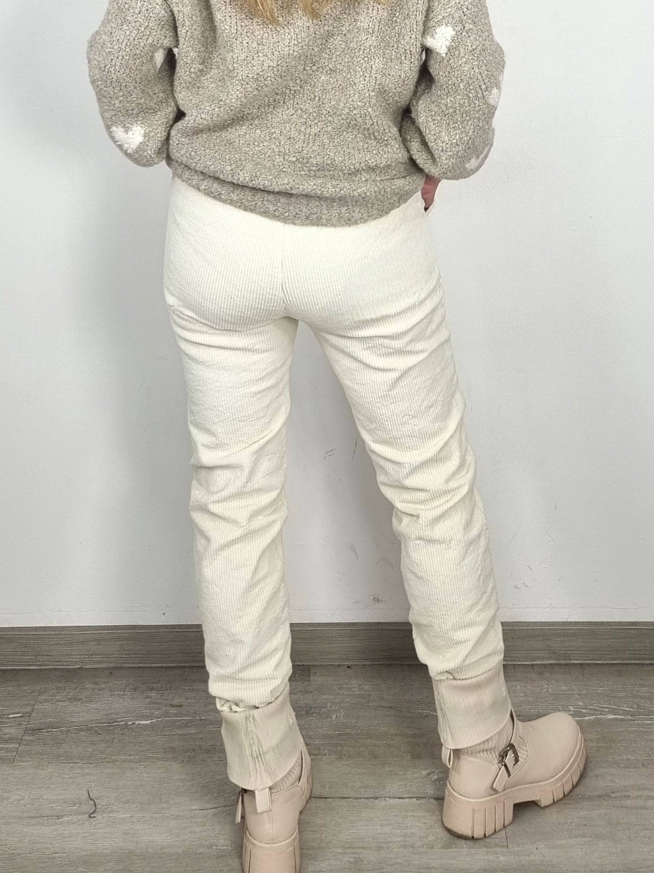 Kordhose – Beige ✨