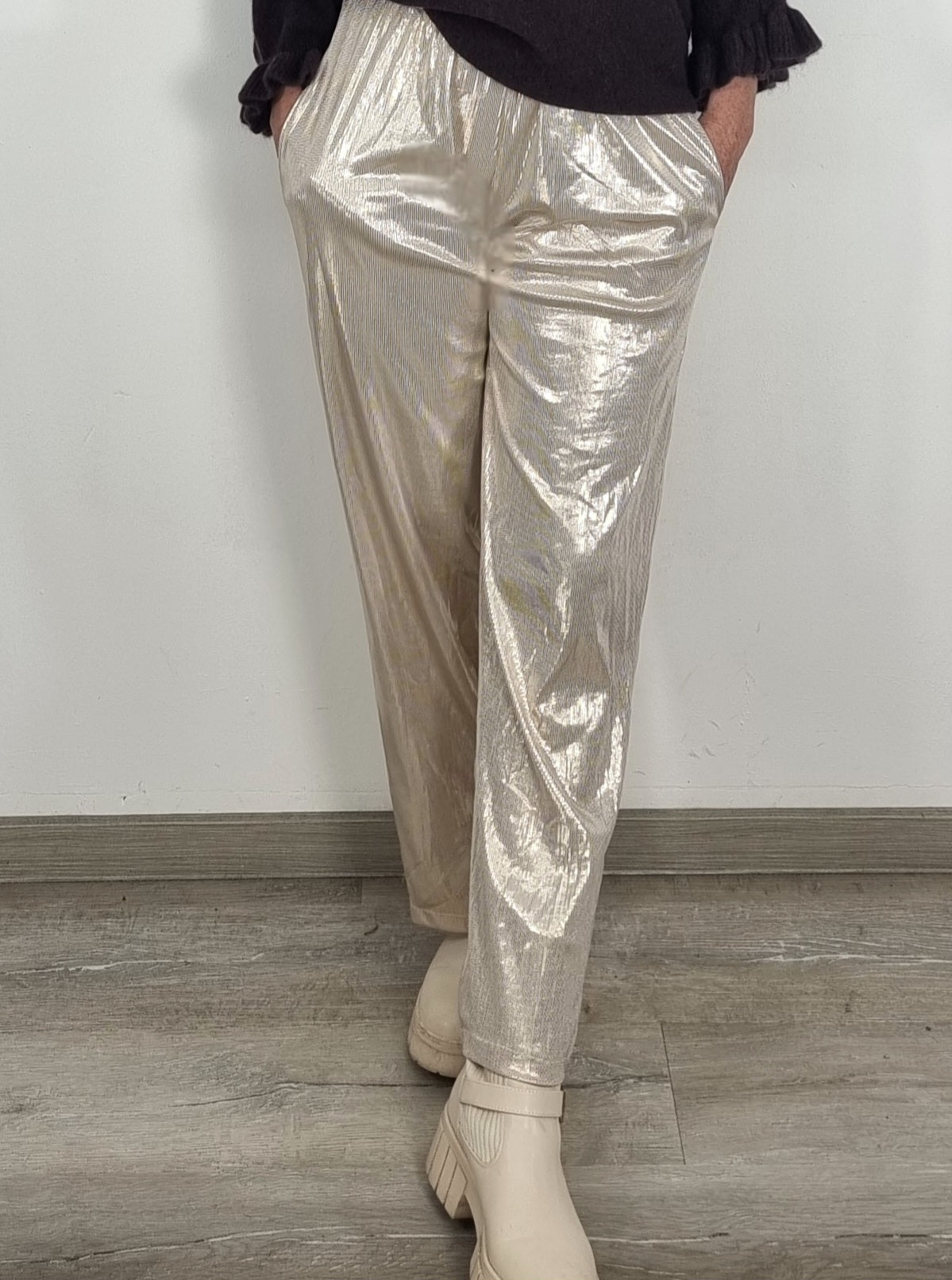 ✨ Festliche Glanz-Hose – Perfekt für Weihnachten & Silvester ✨