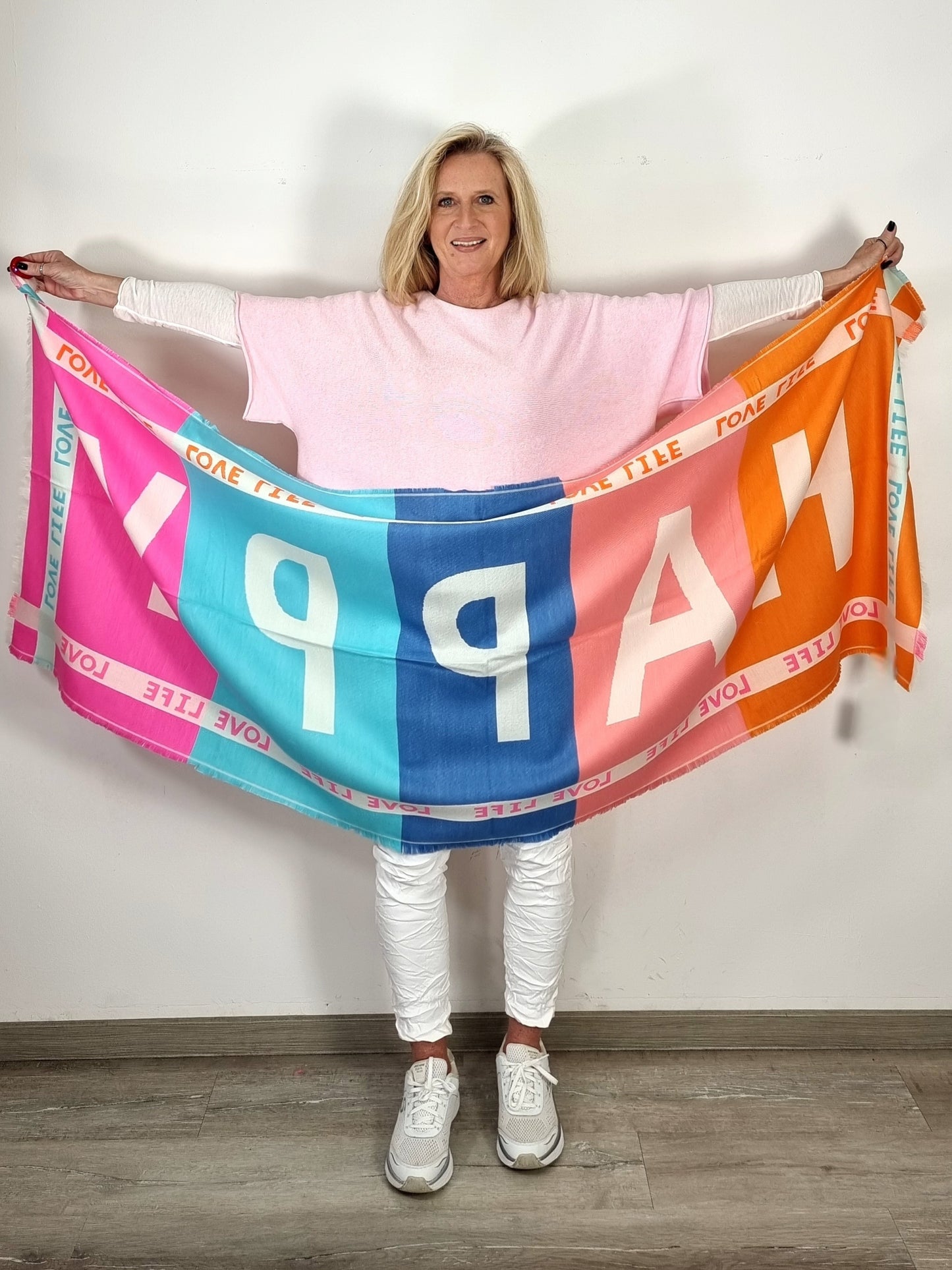 HAPPY  WENDE-SCHAL 😊