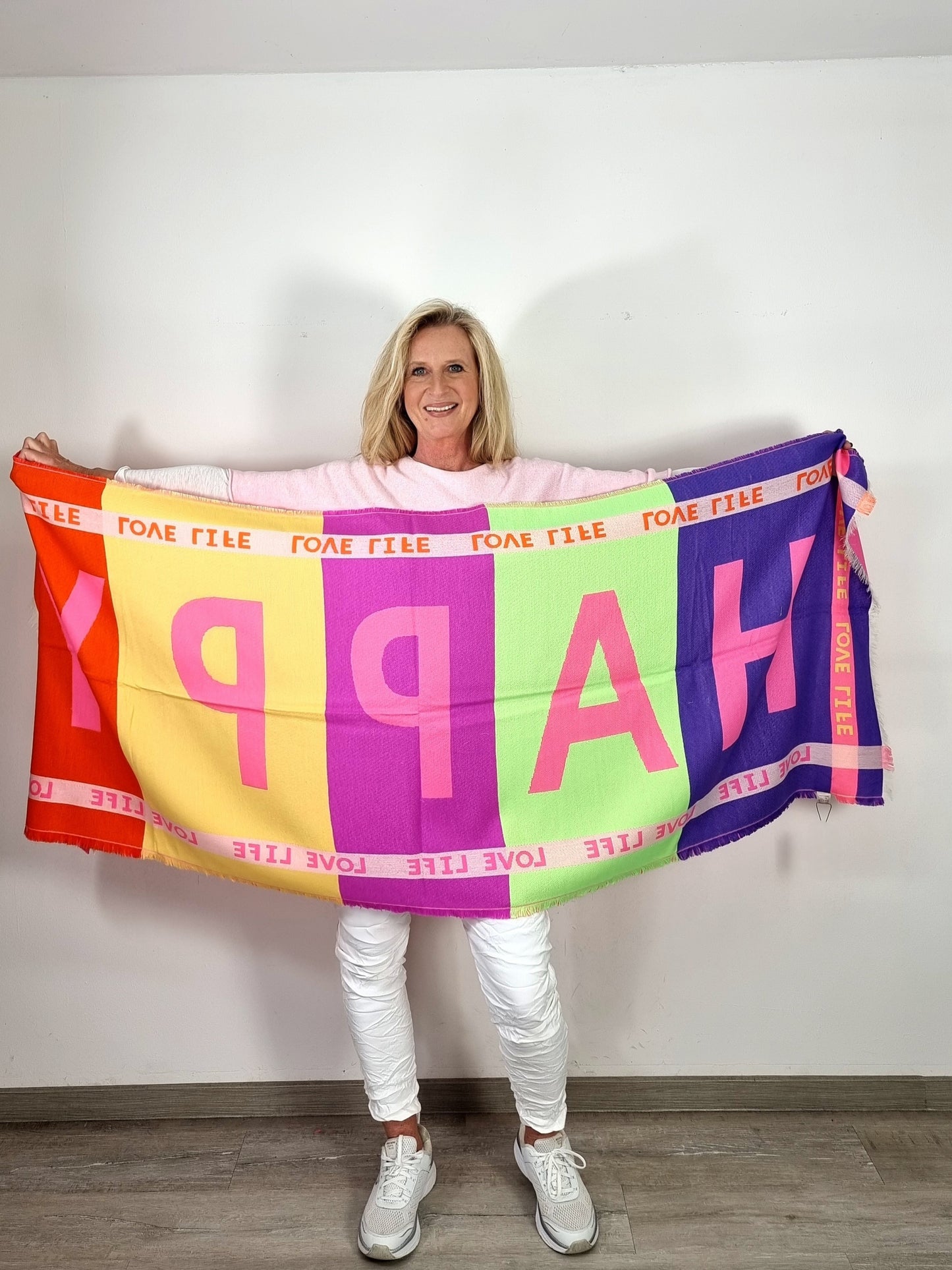 HAPPY  WENDE-SCHAL 😊