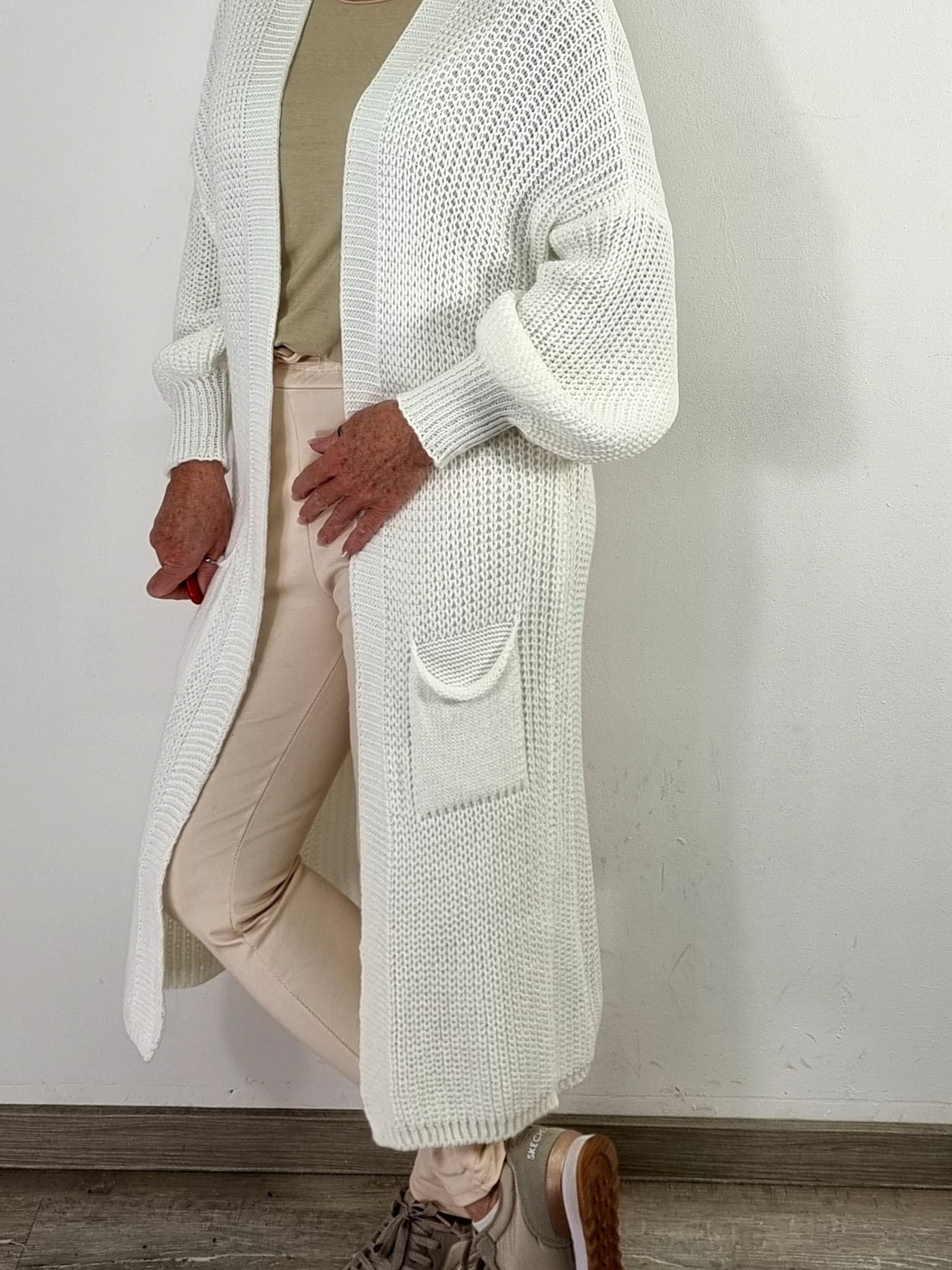 Langer Strickcardigan – gemütlich, stylisch & vielseitig kombinierbar