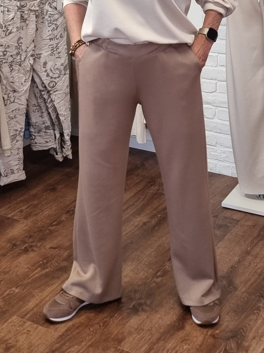 💫 Wohlfühlhose „Soft Comfort“ – Super weich & stilvoll