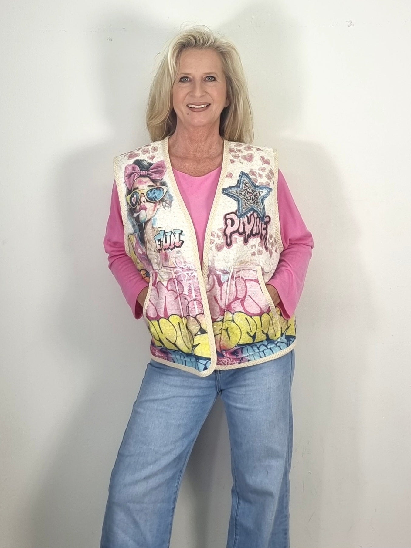 Statement-Weste im Graffiti-Style