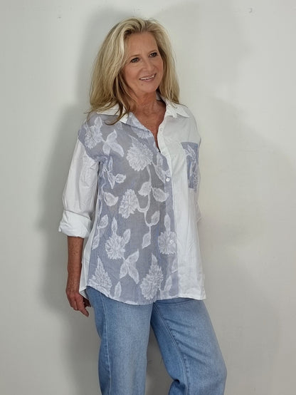 Stylische Bluse mit besonderem Detail in 2 Farben