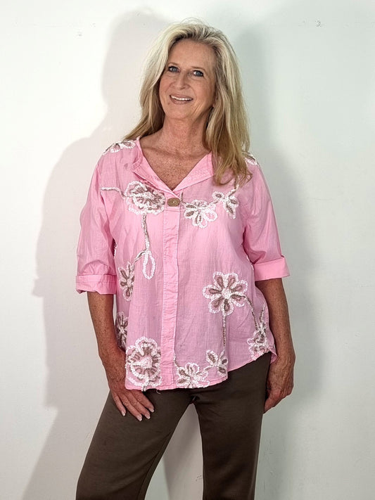 Leichte Bluse mit floraler Stickerei Pink