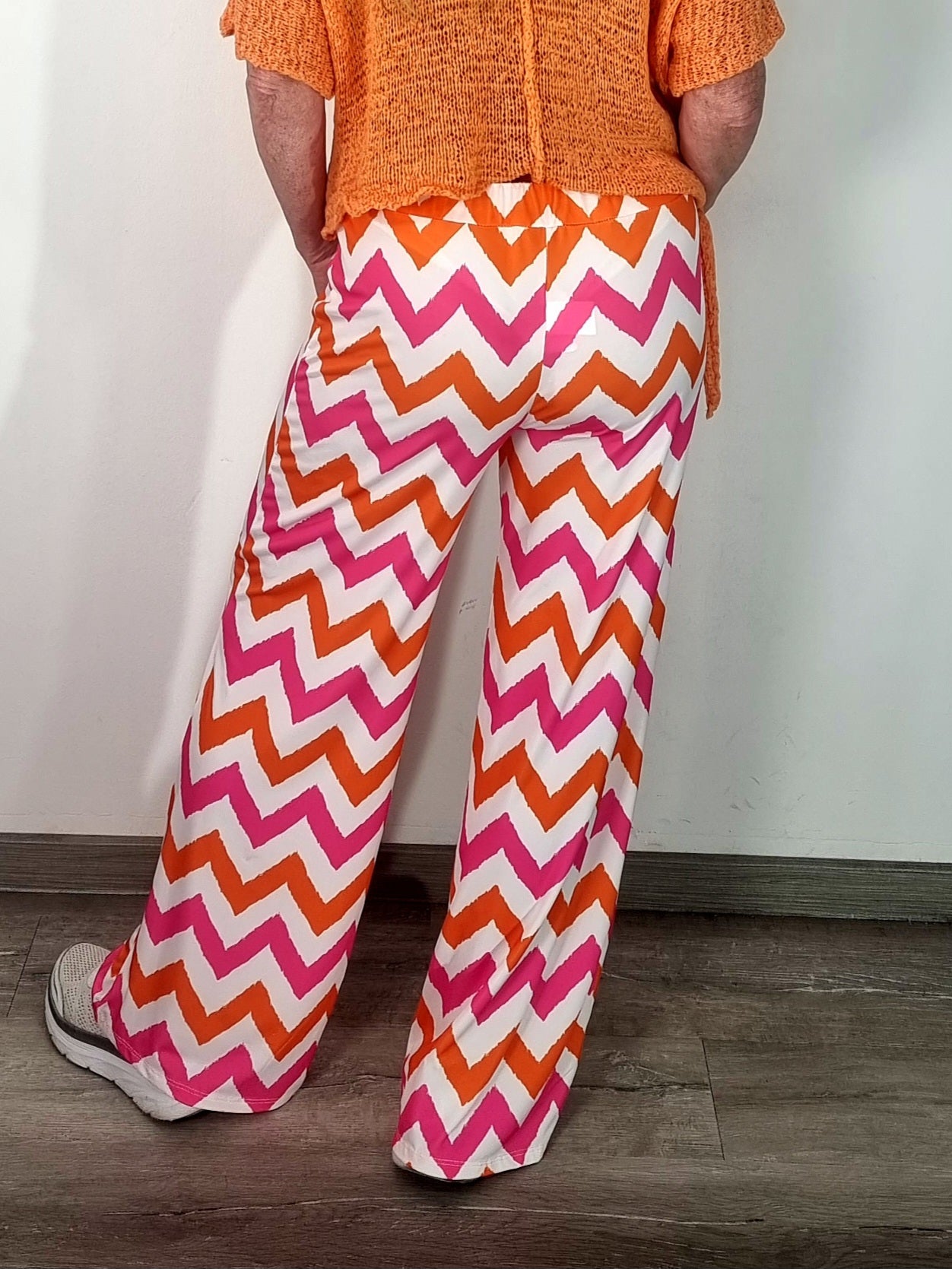 Statement-Hose im Zigzag-Design – Sommer-Feeling pur