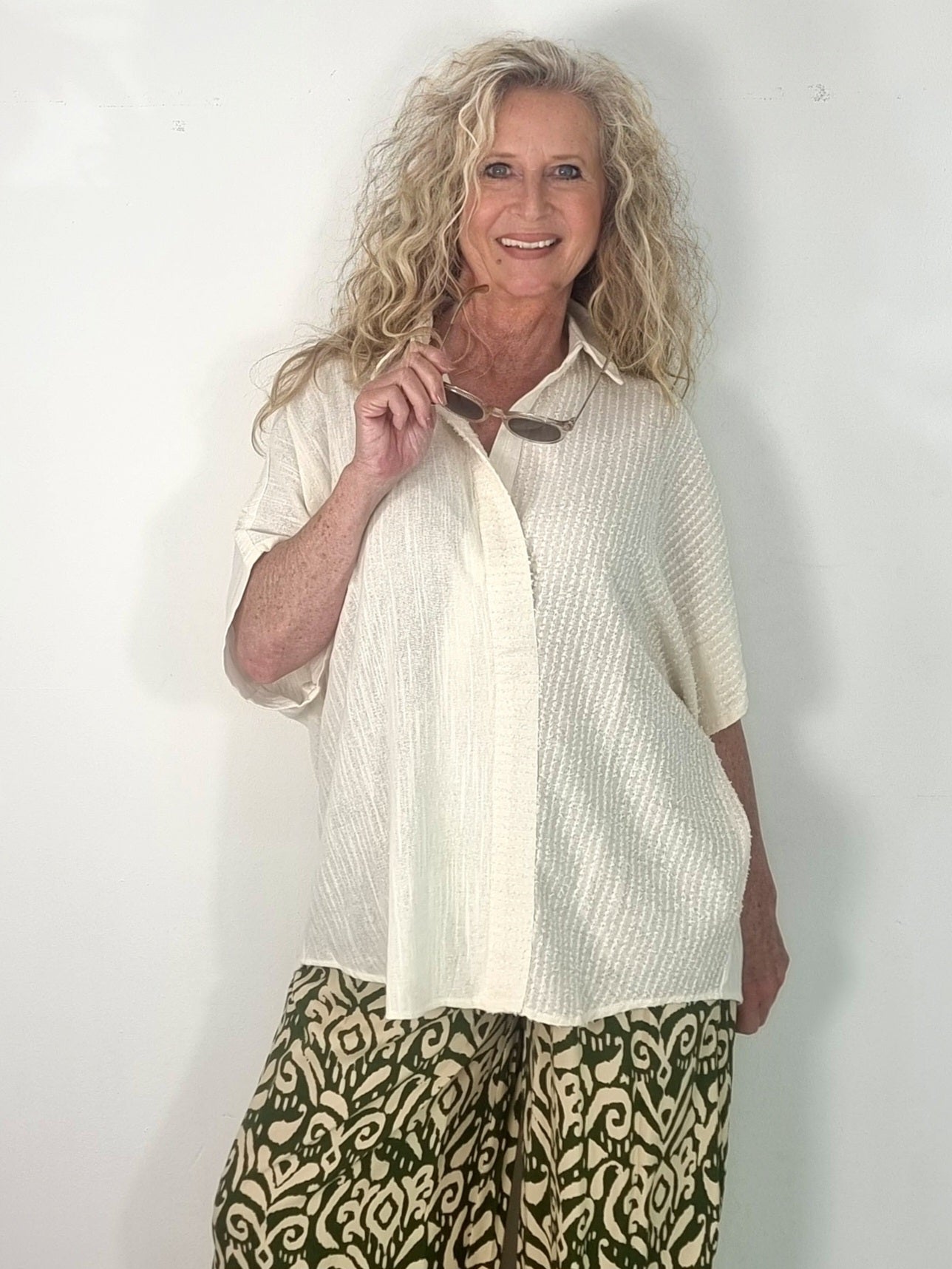 Leichte Strukturbluse in Creme
