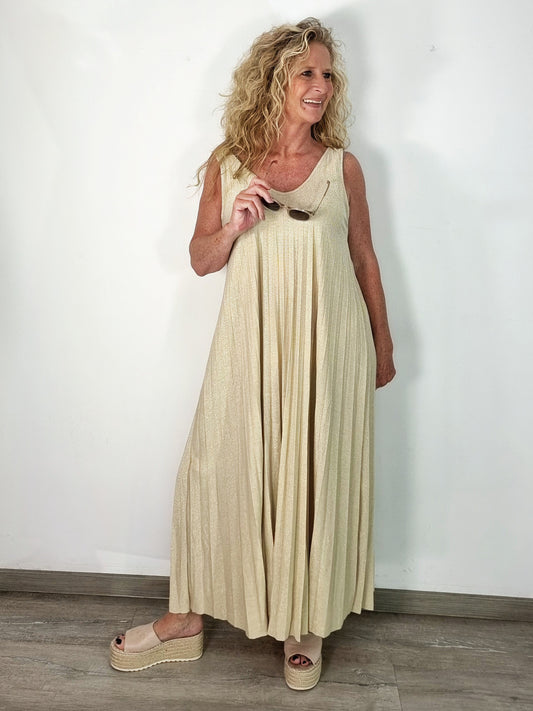 Luftiges Maxikleid mit Goldschimmer
