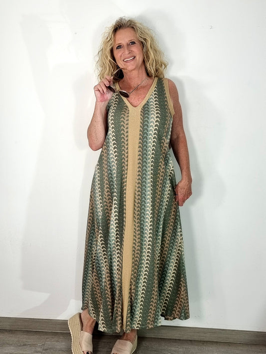 Elegantes Maxi-Kleid mit Goldschimmer ✨