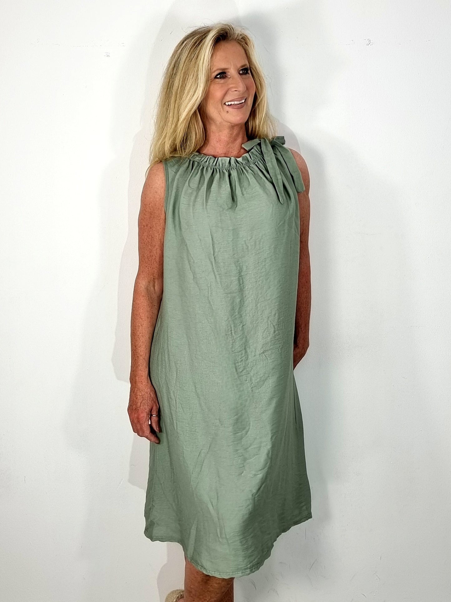 Sommerkleid mit Schleifendetail – Schlicht, elegant & luftig