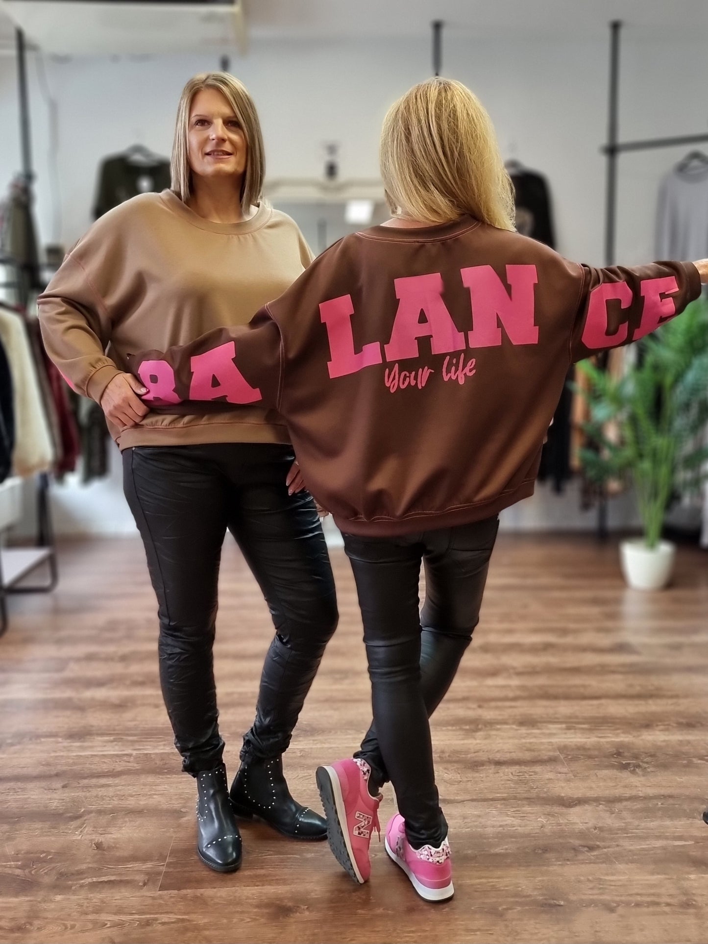 Oversize Sweatshirt „Balance Your Life“